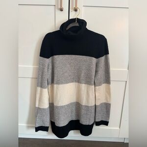 Bloomingdale's Black, Gray, and Cream Turtleneck Cashmere Sweater Women's Large